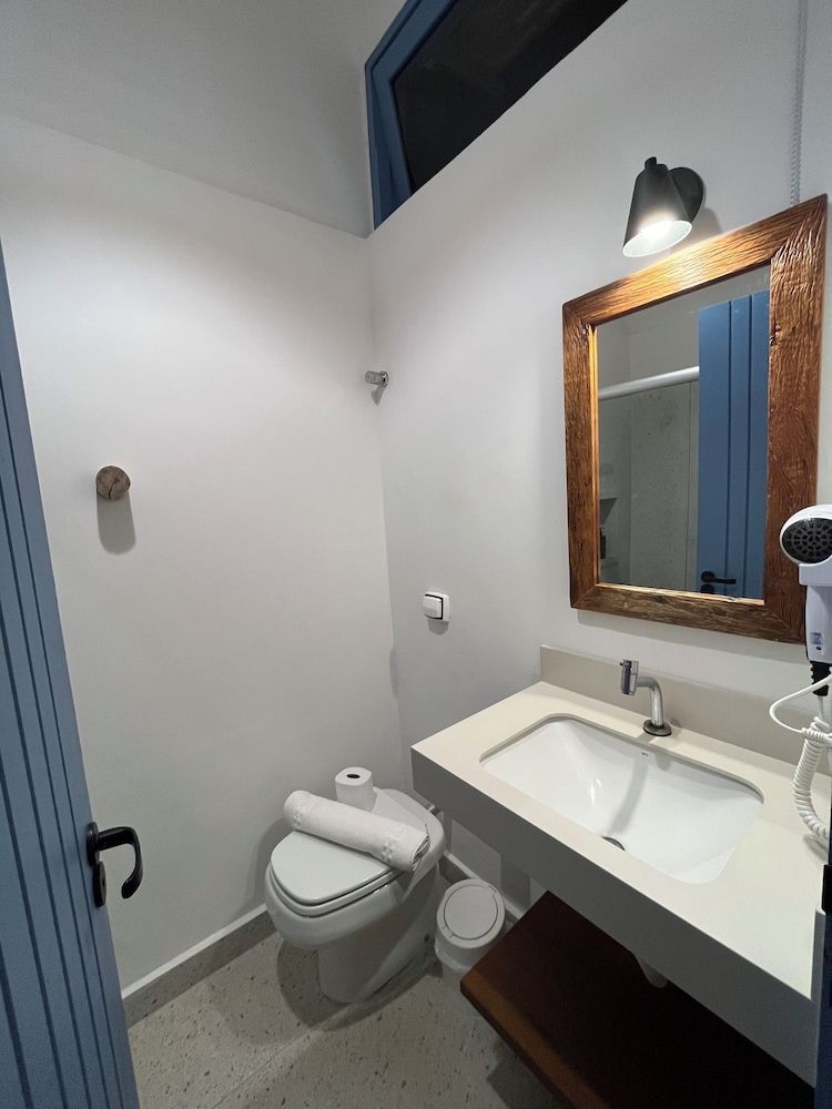 Superior Studio Suite, 1 Queen Bed with Sofa bed, Non Smoking, Lanai