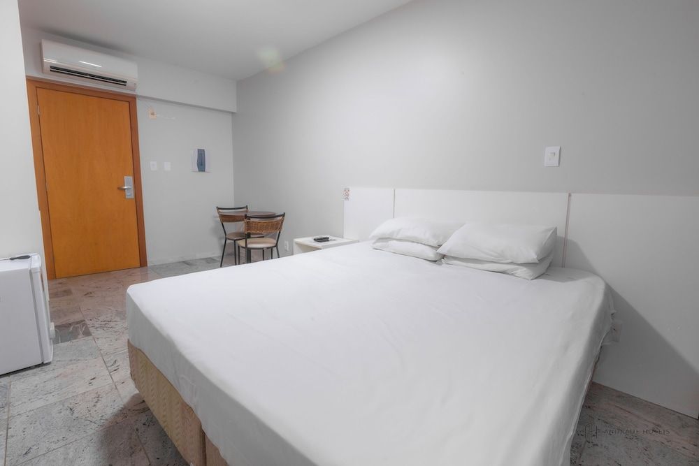 Quarto Standard Single