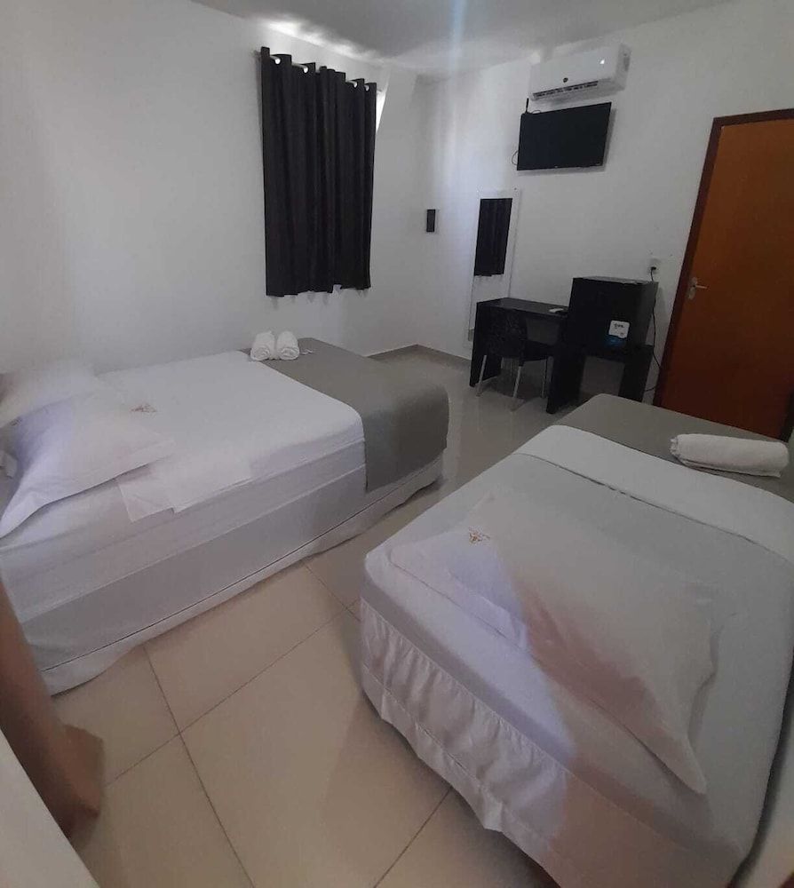 Central Palace Hotel Club Room 4