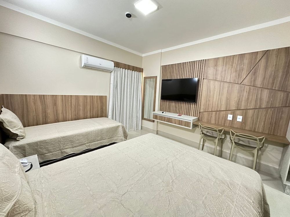 Suite 505