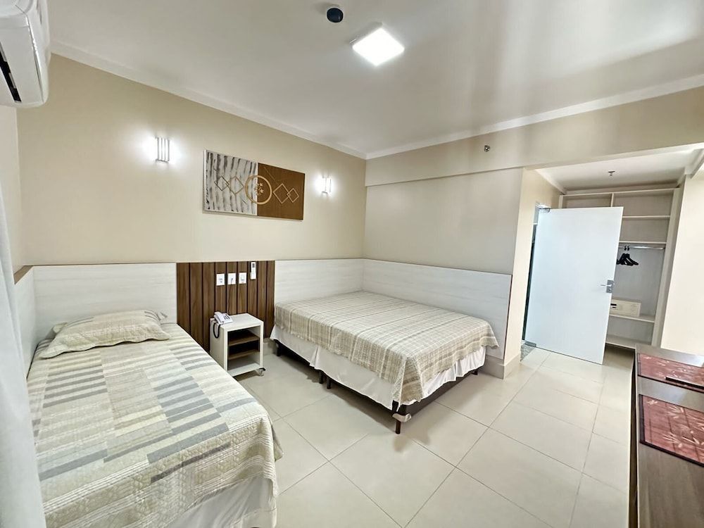 Standard Suite 927