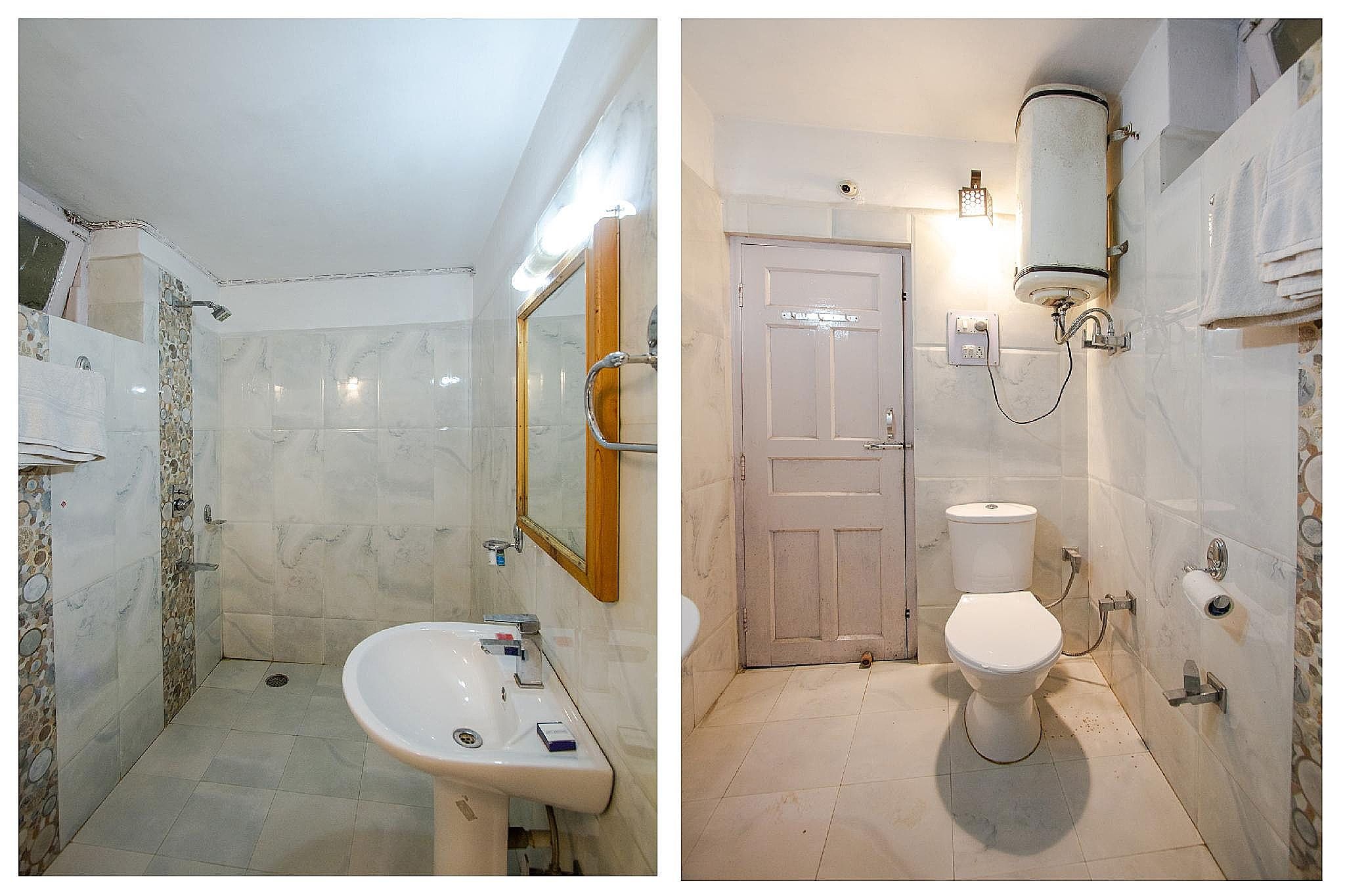 Hotel Holiday Home International Deluxe Room 11