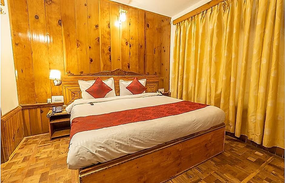 Hotel Holiday Home International Premium Room 2