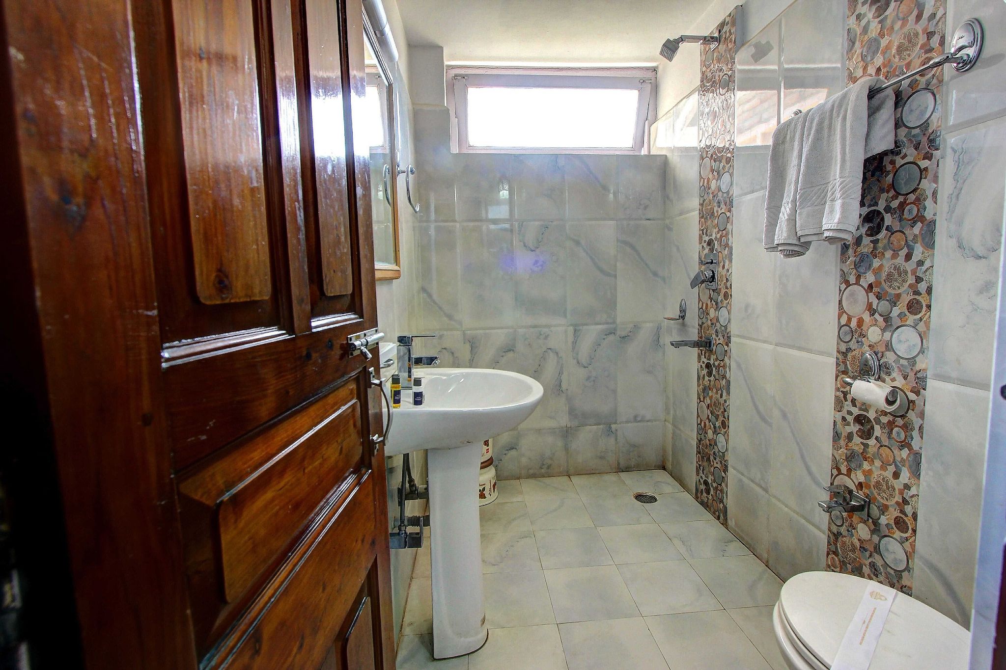 Hotel Holiday Home International Premium Room 8