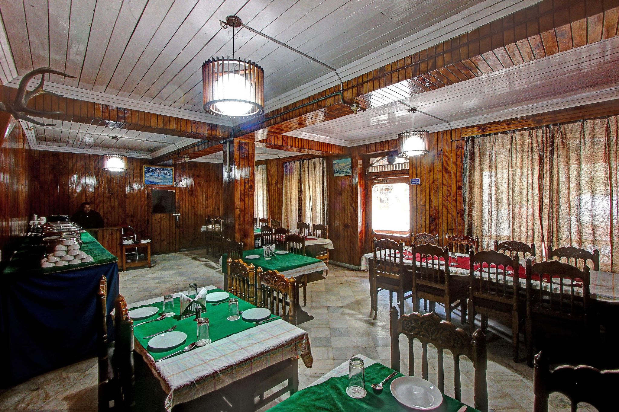 undefined Hotel Holiday Home International 4