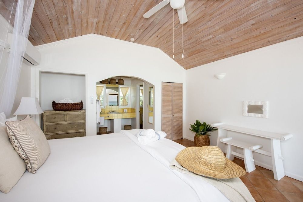 Room, Multiple Bedrooms