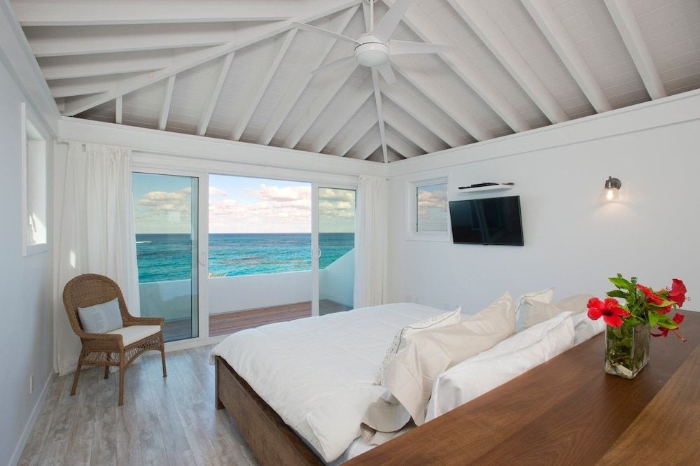 House, 6 Bedrooms