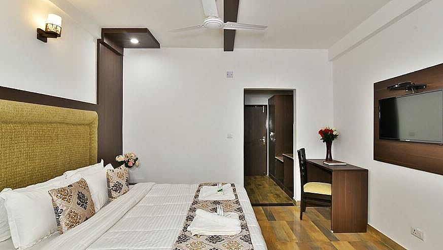 DLS Kapoor Resort Deluxe Room 9