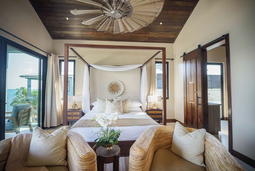 Prana Maya Island Resort 4 Bedroom; 4 full Bath; 2 Powder Room Oceanfront Villa w/plunge pool 4