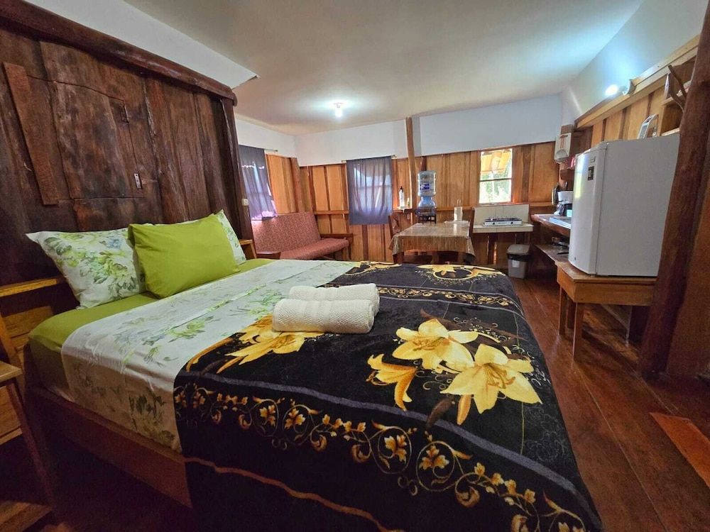 Freshwater Creek Cabanas Basic Cabin 4