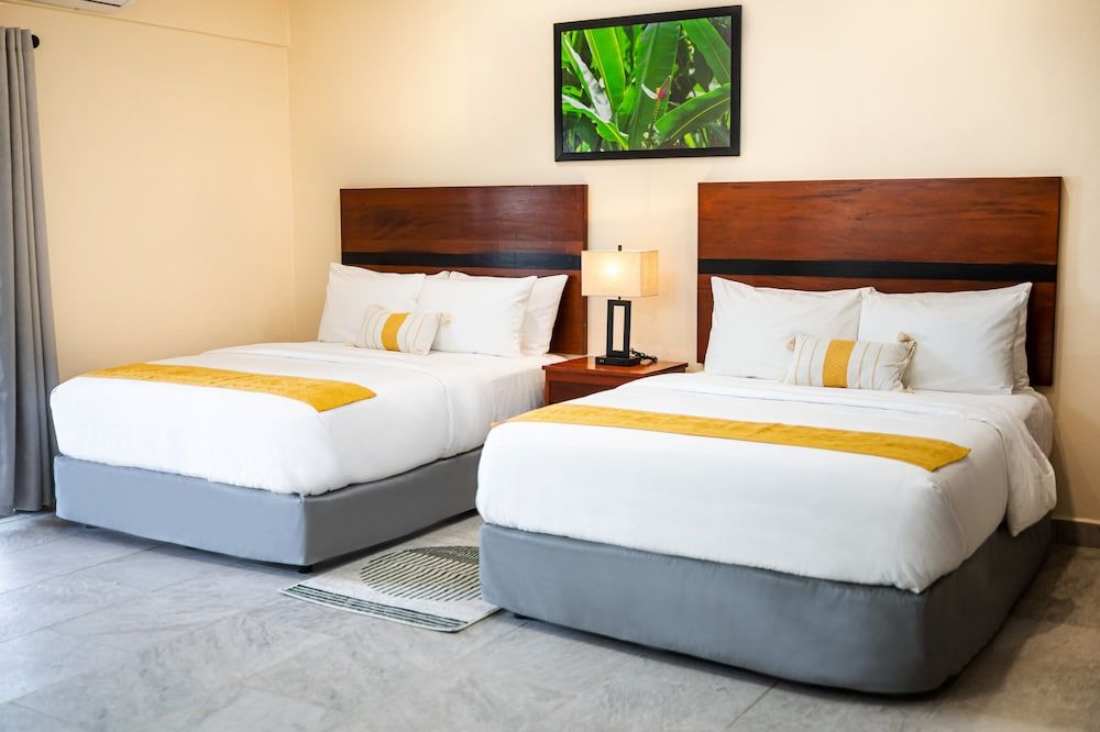 The West House Boutique Hotel Standard Room, 2 Queen Beds 3