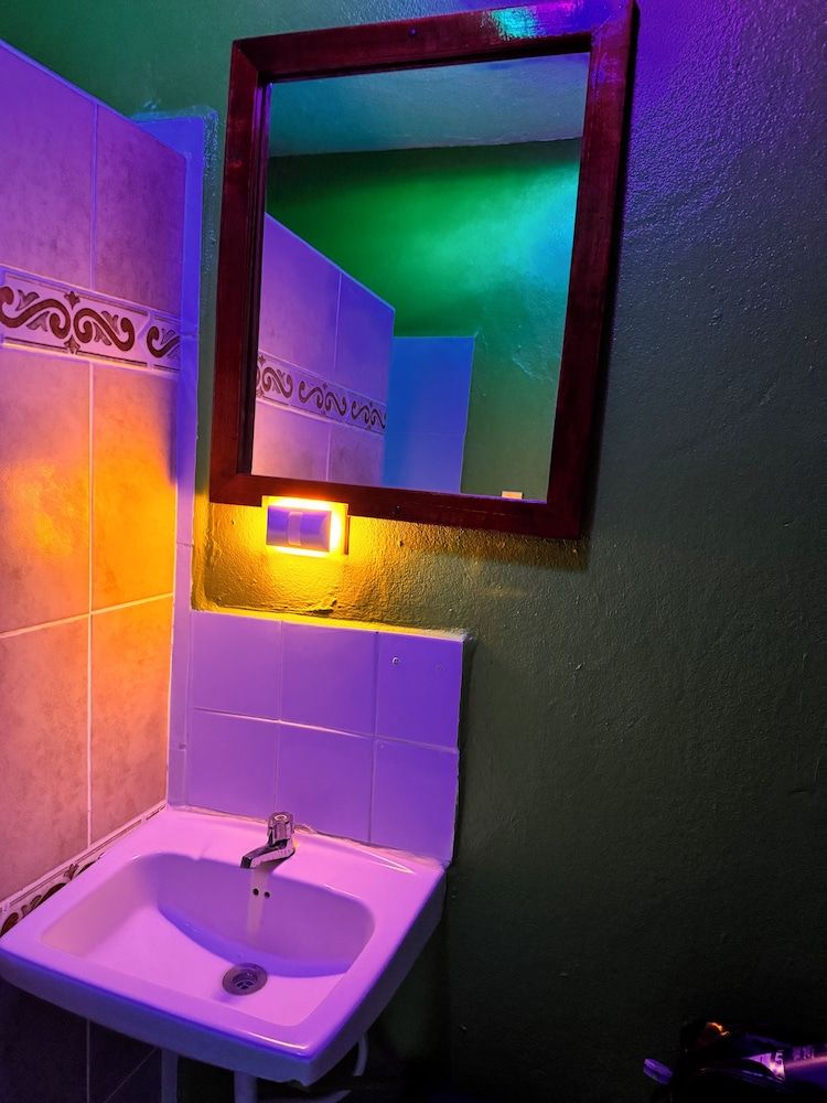 EL REY MOTEL & RESTAURANT Standard Double or Twin Room 15