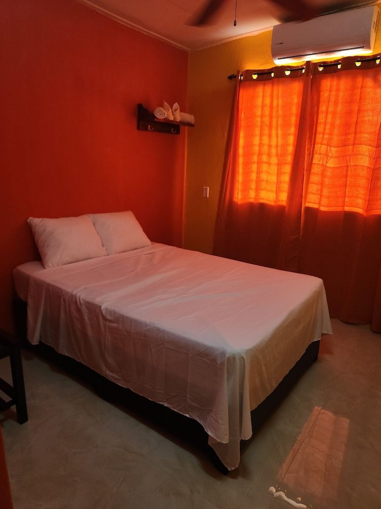 EL REY MOTEL & RESTAURANT Standard Double Room, Park View 2