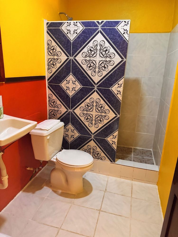 EL REY MOTEL & RESTAURANT Standard Double Room, Park View 10