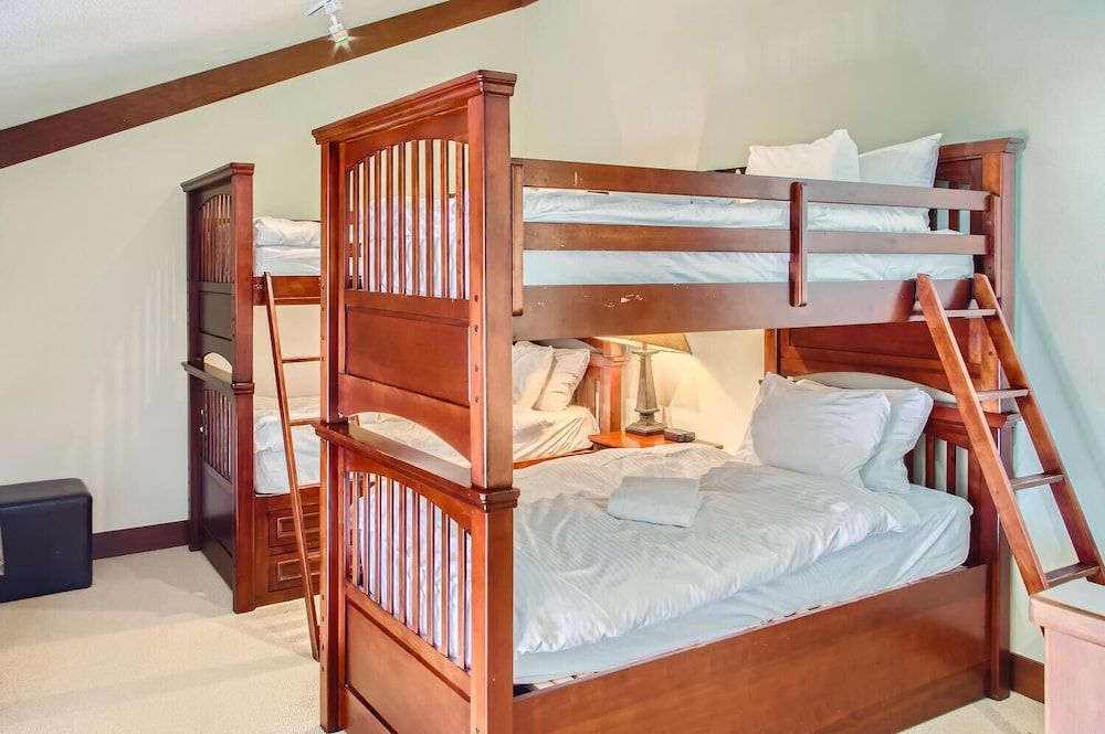 Stonegate Resort Unit A403 | 3 BR + LOFT