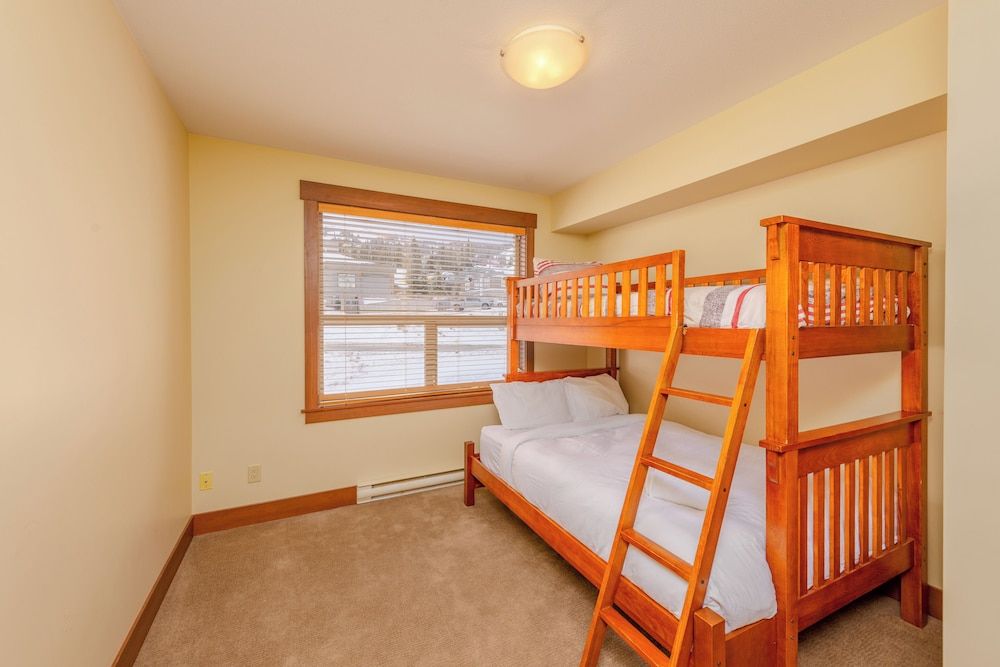 Stonegate Resort A206 | 3BR
