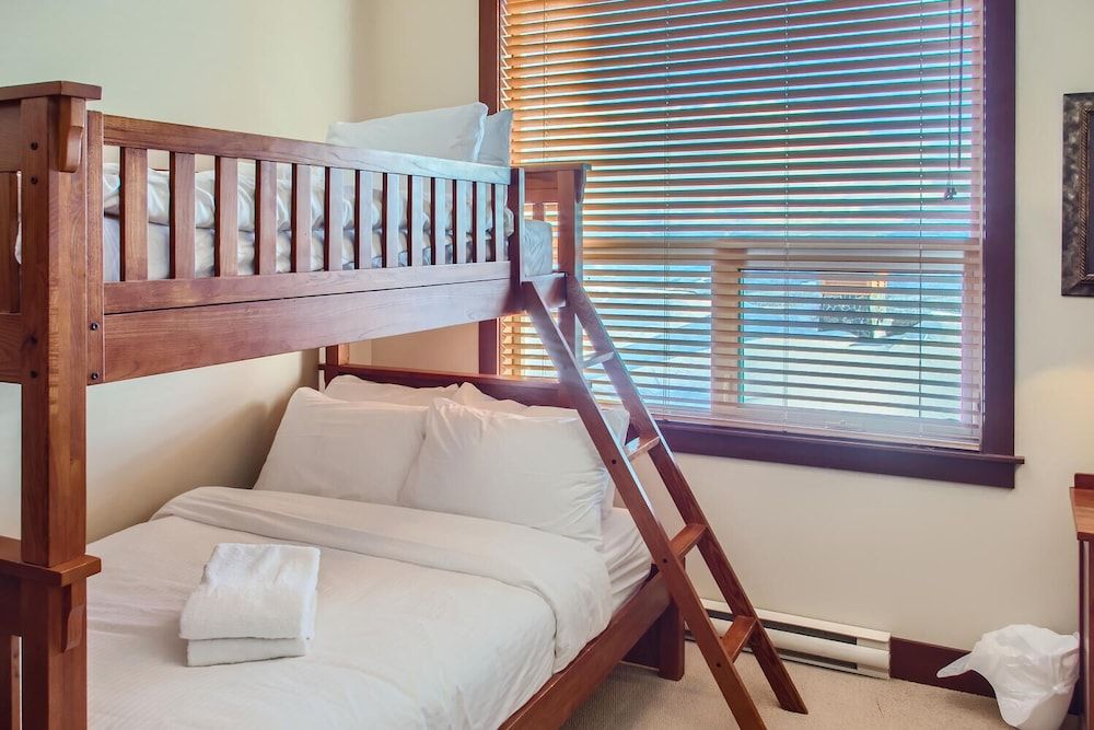 Stonegate Resort Unit A403 | 3 BR + LOFT