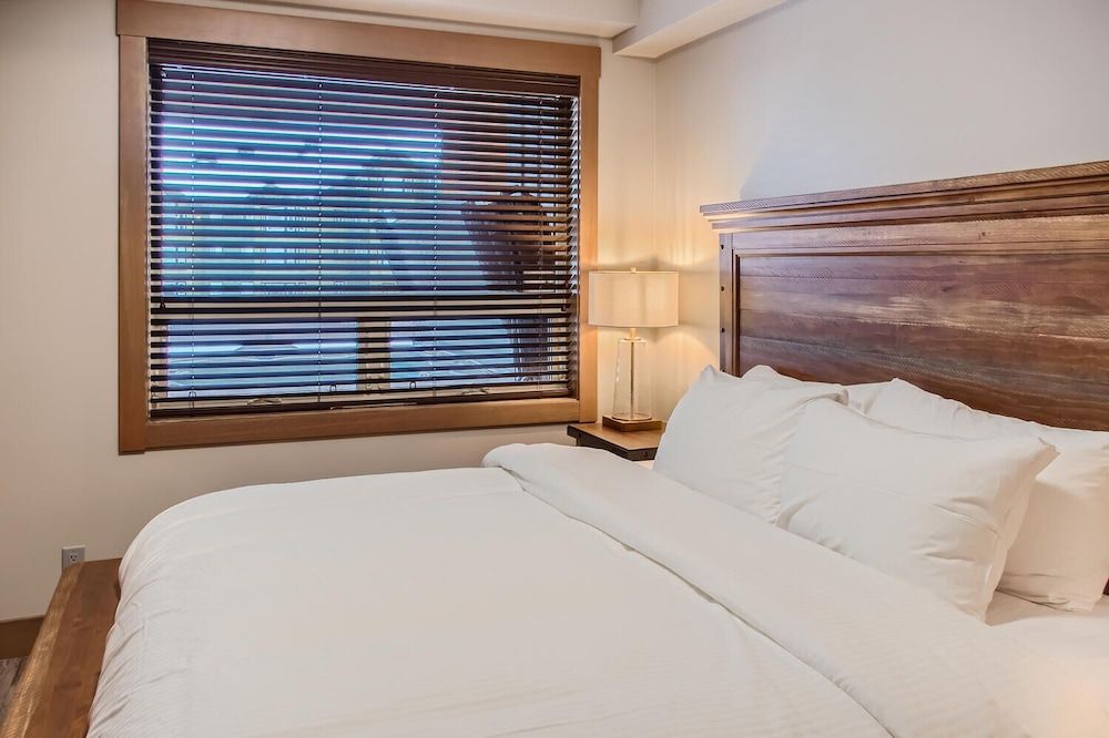 Stonegate Resort Unit B103 | 4BR