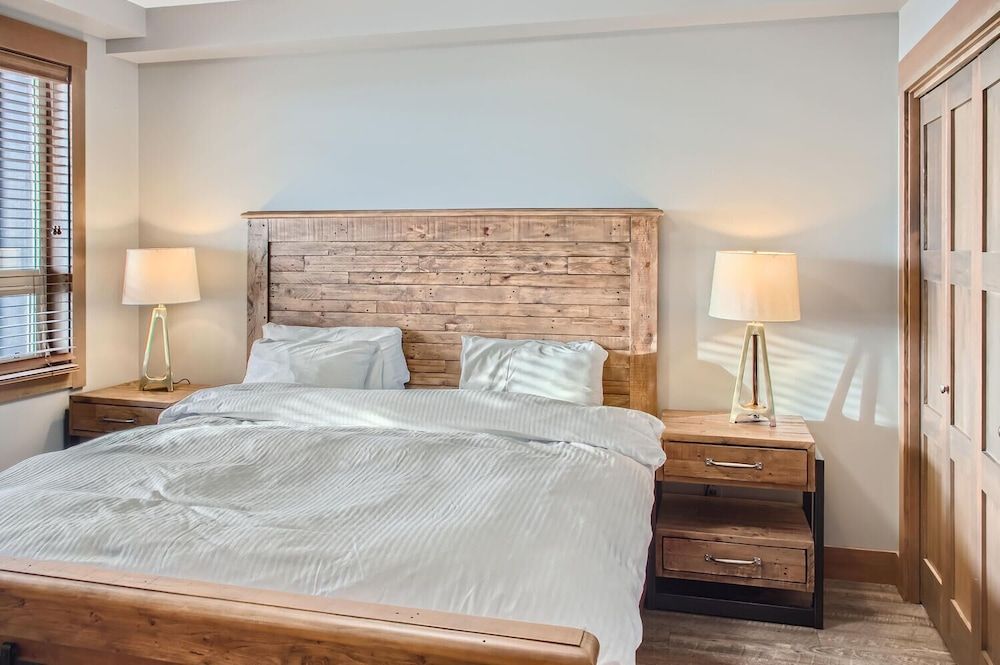 Stonegate Resort B302 | 3BR