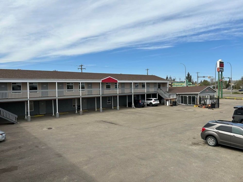 PARKSIDE INN
