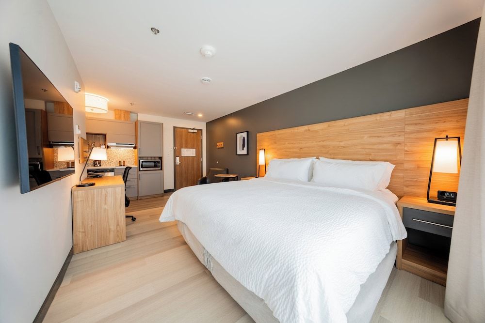 Studio Suite, 1 King Bed