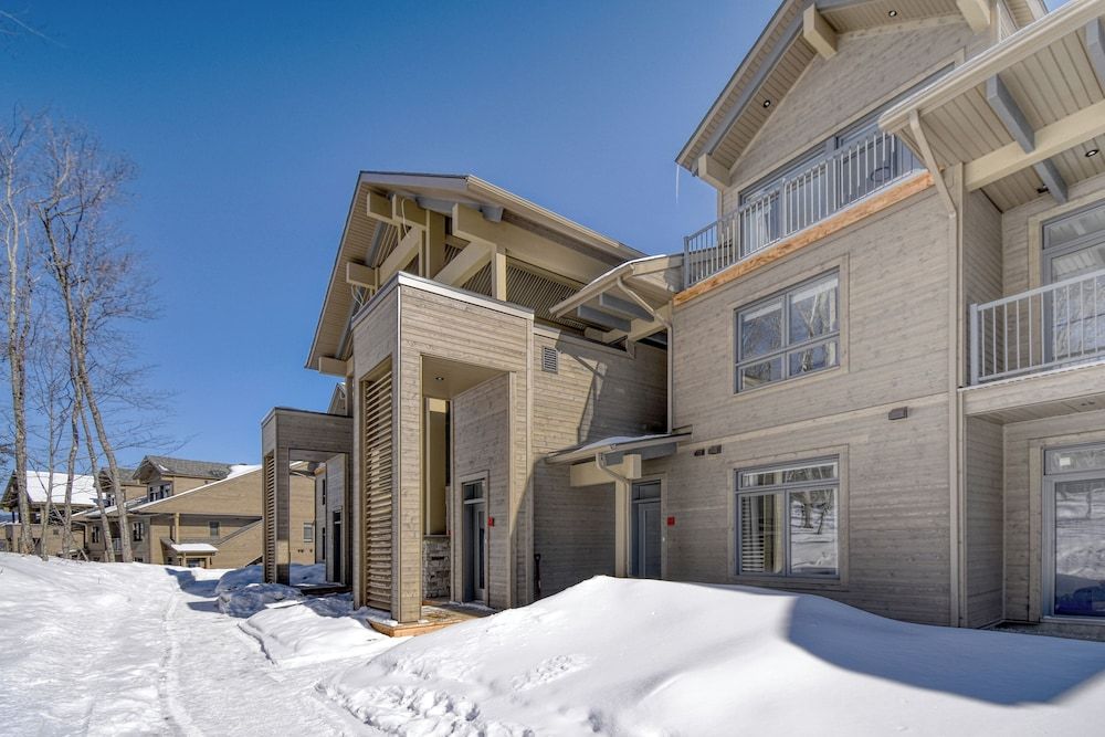 104 Verbier Building 11
