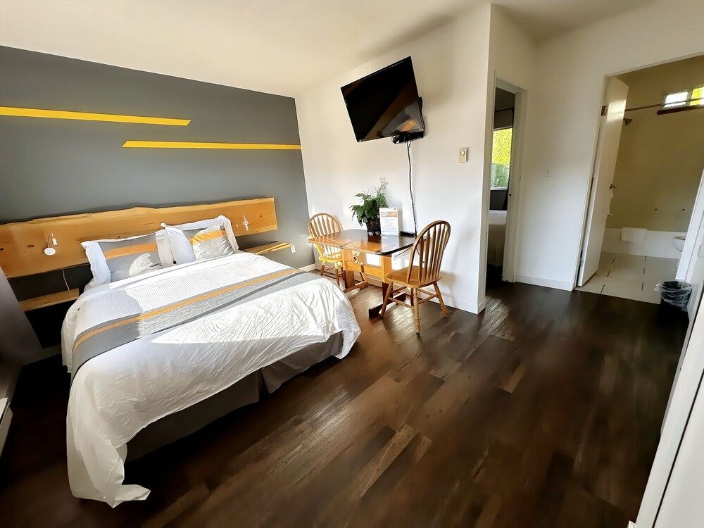 Duncan Motel Family Suite 7