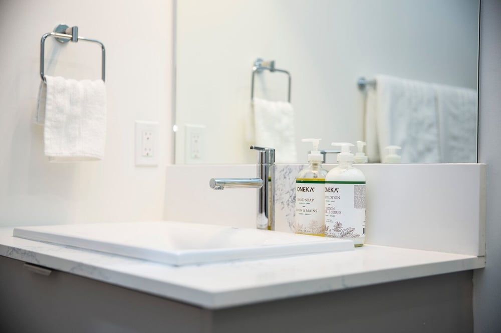 Revy Rendezvous by Revelstoke Vacations Condo 10