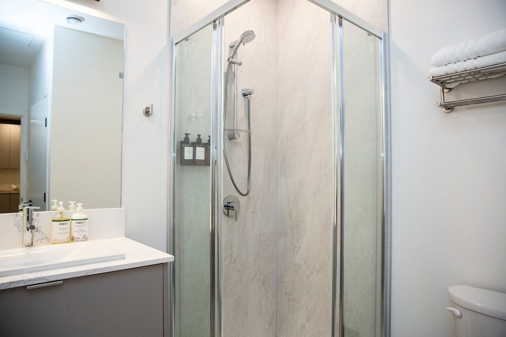 Revy Rendezvous by Revelstoke Vacations Condo 9