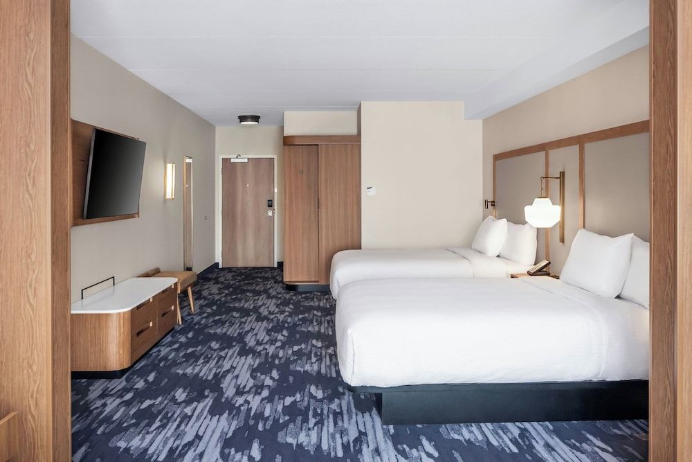 Fairfield Inn & Suites Gravenhurst Muskoka Room, 2 Queen Beds 3