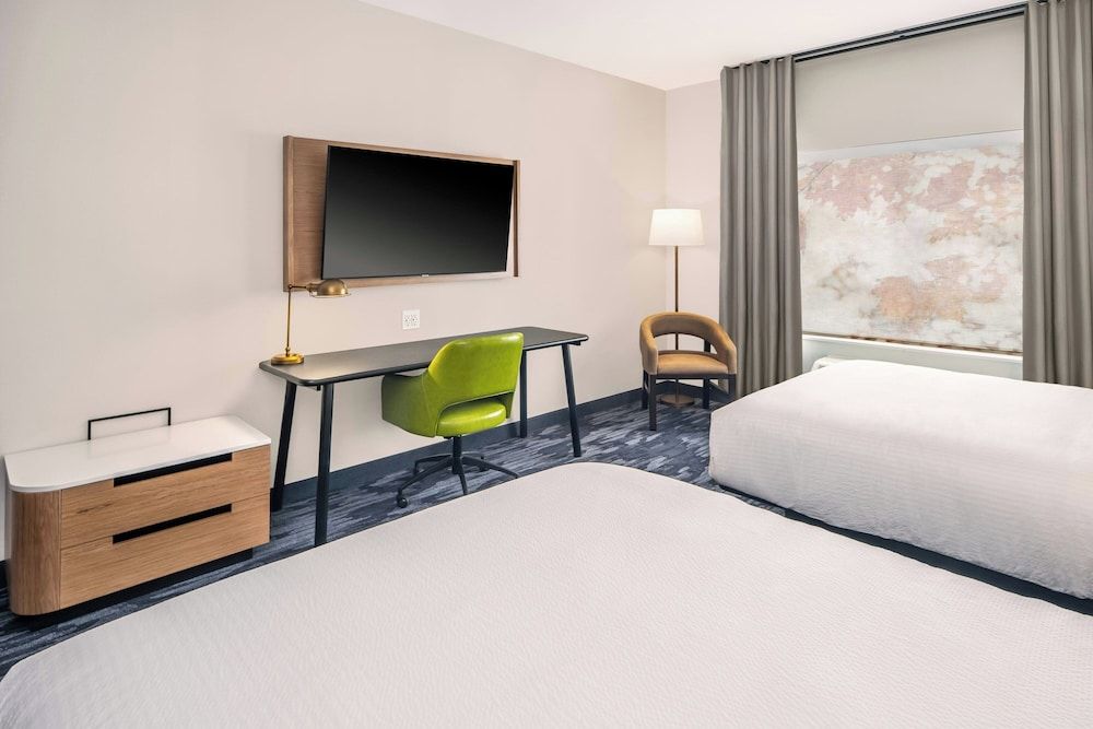 Fairfield Inn & Suites Gravenhurst Muskoka Room, 2 Queen Beds 4