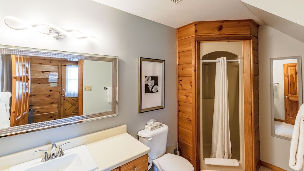 Calabogie Lodge Family Villa, 2 Bedrooms, Kitchen 4