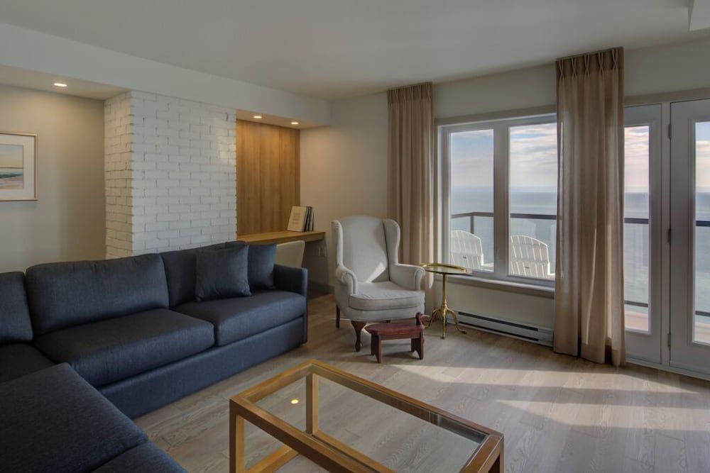 La Pinsonnière Business Suite, Balcony, River View 4