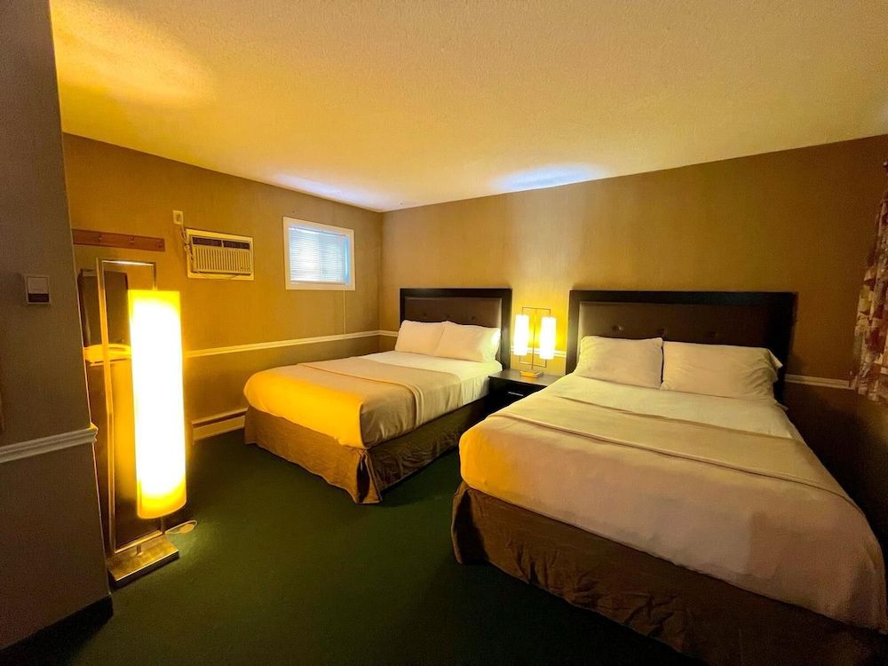 Deluxe Room, 2 Queen Beds