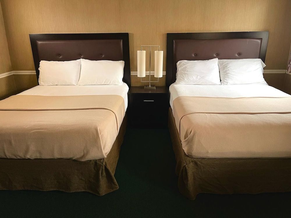 Deluxe Room, 2 Queen Beds