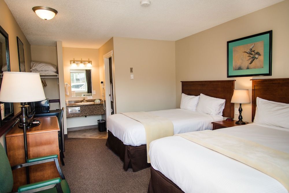 Carmel Inn Standard Double Room, 2 Double Beds 2