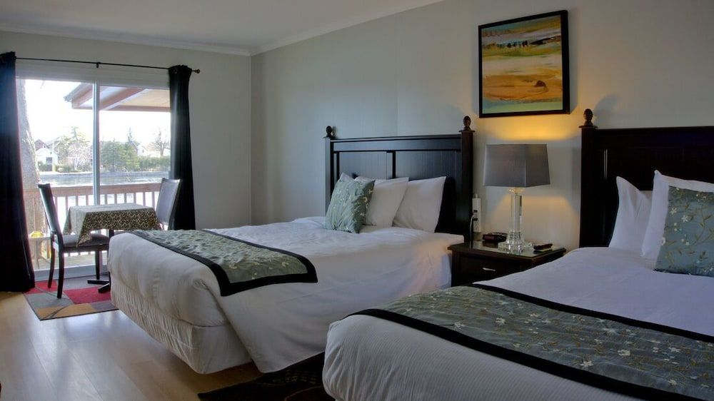 Deluxe Double Room, River View