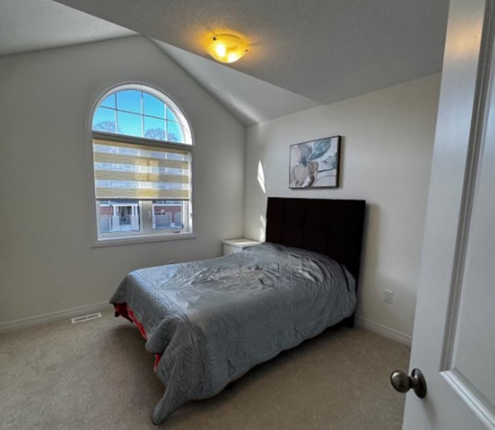Classic Townhome, 3 Bedrooms, Kitchen, Courtyard View