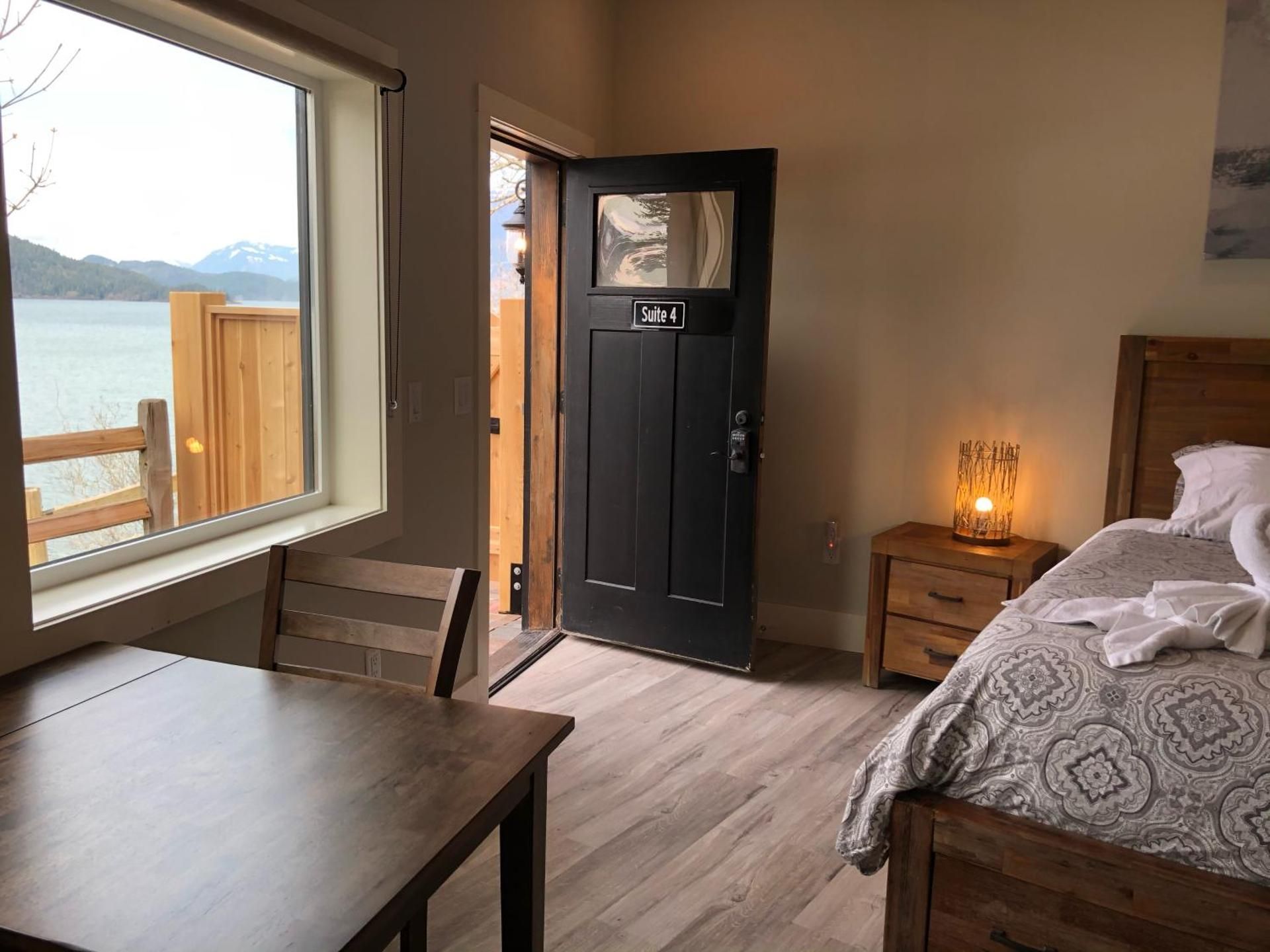 King Room with Lake View