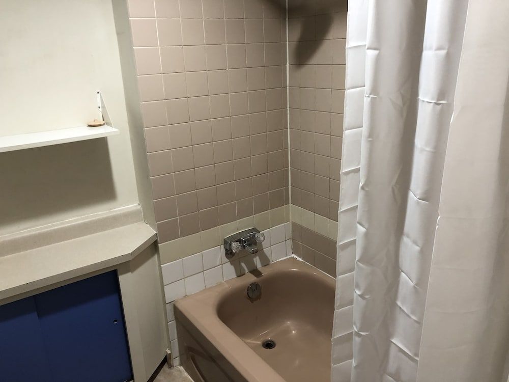 Basic Single Room