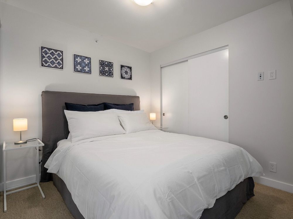 Business Condo