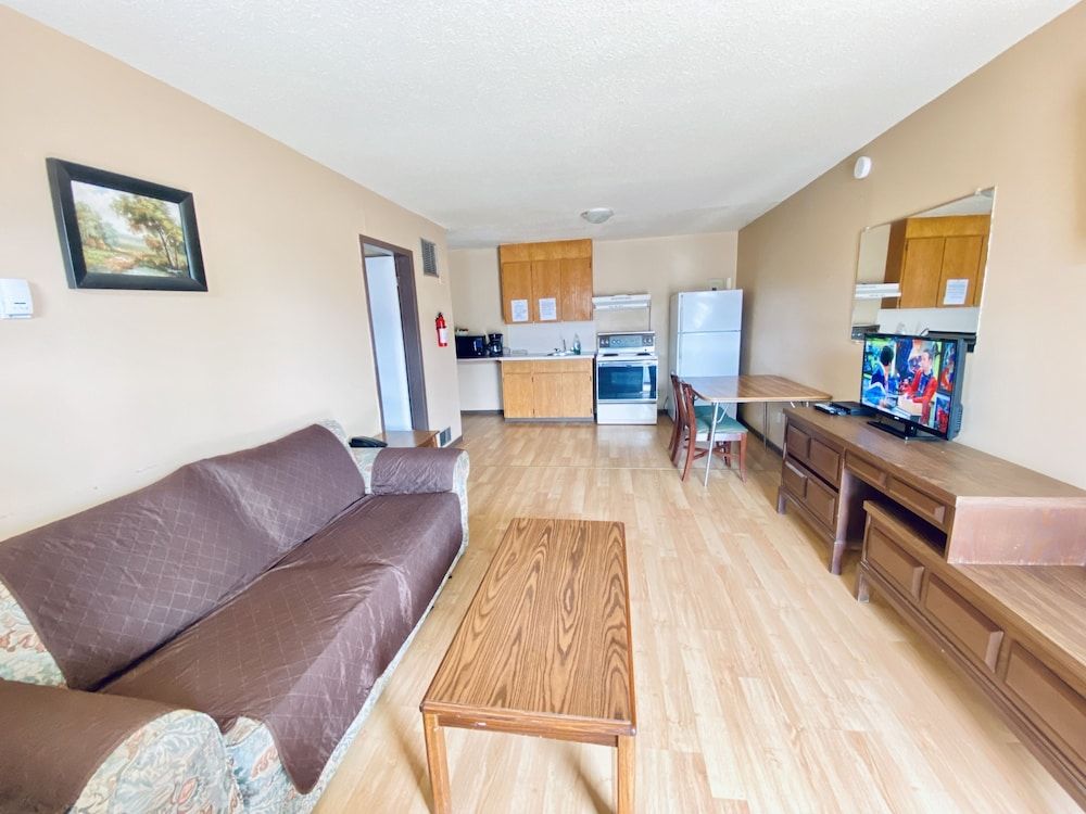 Shannon Motel Deluxe Studio Suite, 2 Beds - Kitchen 4