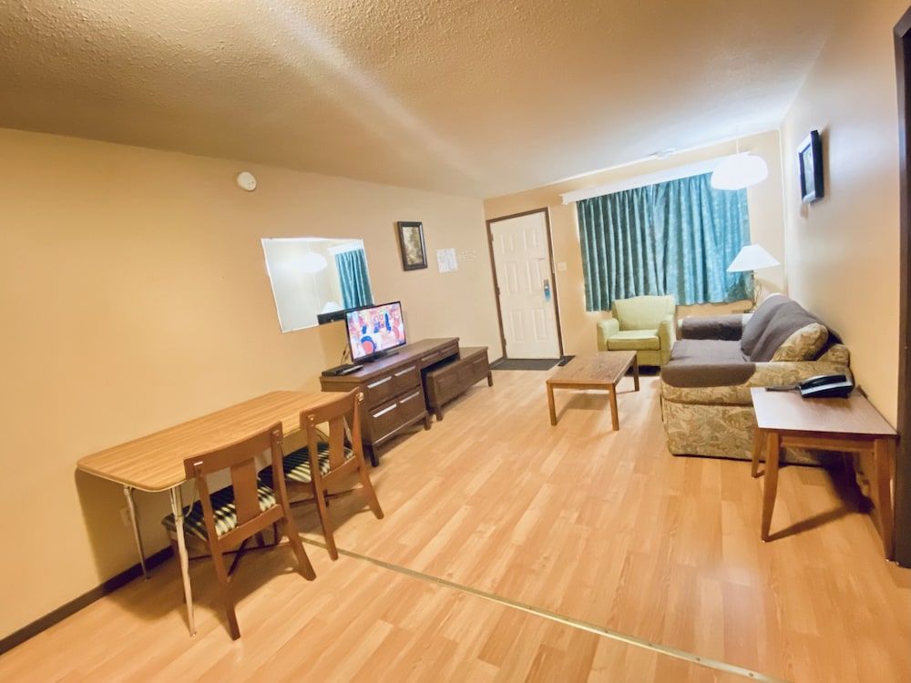 Shannon Motel Deluxe Studio Suite, 2 Beds - Kitchen 3