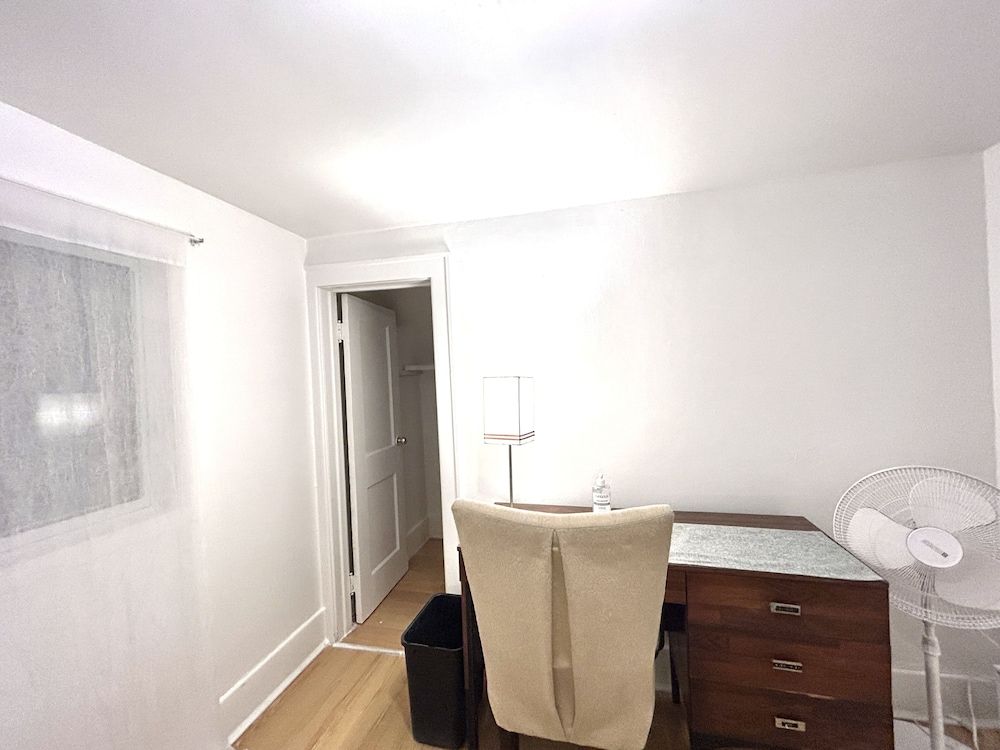 Housing Albert City Single Room 4 3