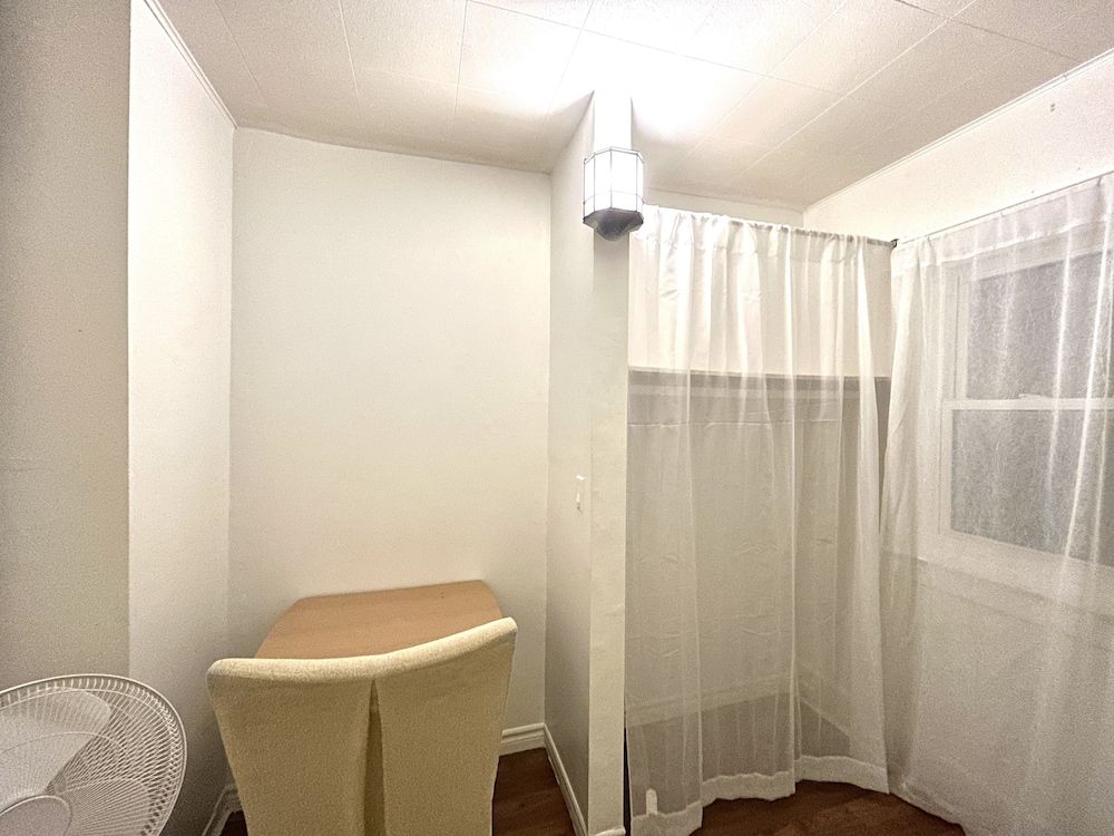 Housing Albert City Single Room 2 2