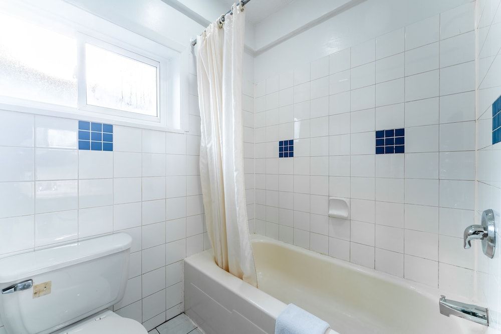 Yellow Pillow inn Basic Room, 1 Bedroom, Non Smoking 8