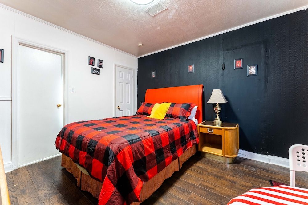 Yellow Pillow inn Basic Room, 1 Bedroom, Non Smoking 3