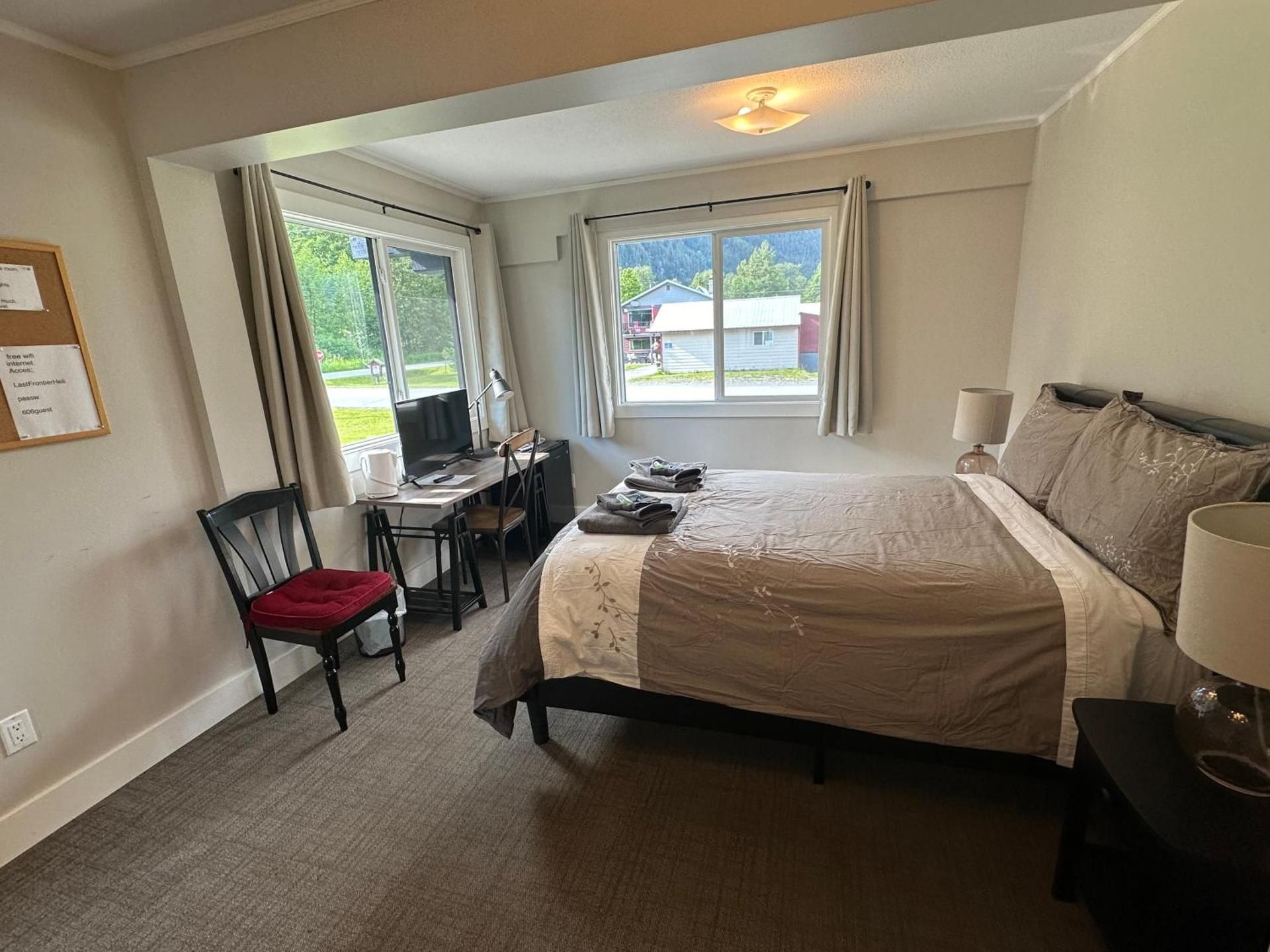 Double Room with Shared Bathroom