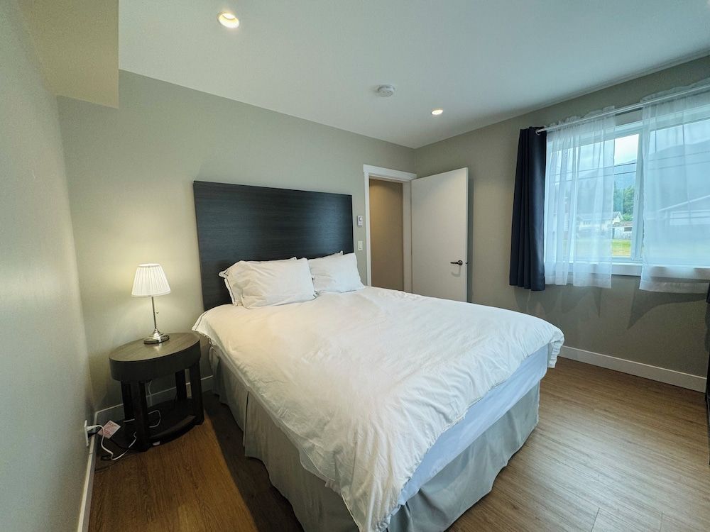 Kitimat River Motel & Suites Elite Suite 3