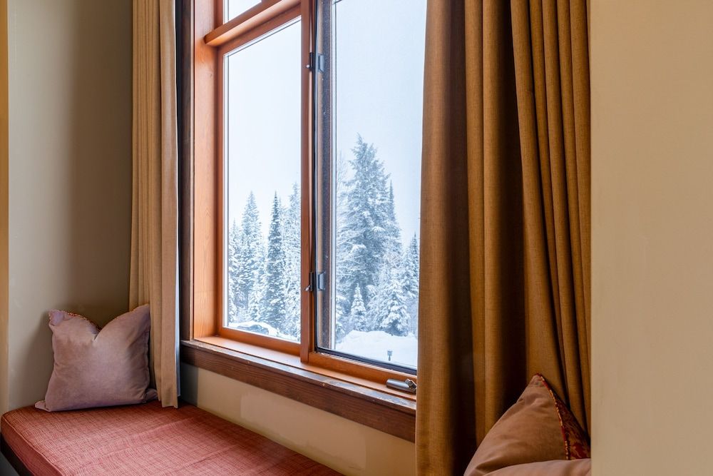 Copper Horse Lodge Deluxe Room, Non Smoking, Mountainside 11